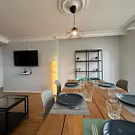 Le Jules Verne, Proche De La Gare Apartman *