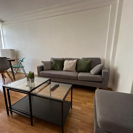 Le Jules Verne, Proche De La Gare Apartamento *