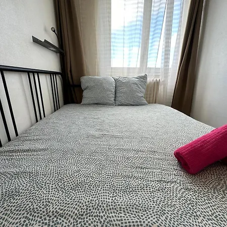 Le Jules Verne, Proche De La Gare 公寓