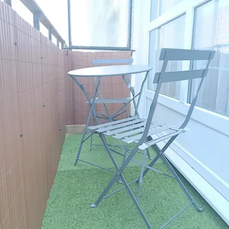 Le Jules Verne, Proche De La Gare Apartamento